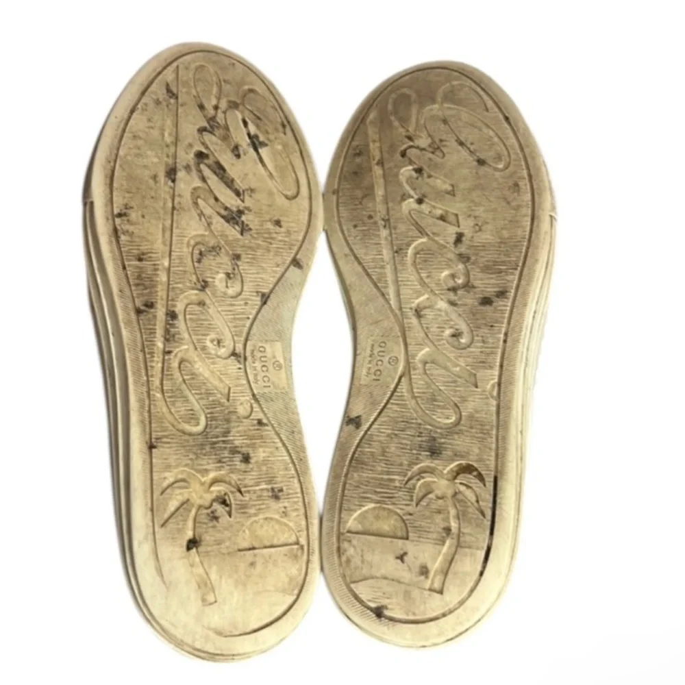Authentic Gucci luxury designer signature GG embossed leather sneakers sz 6 mens